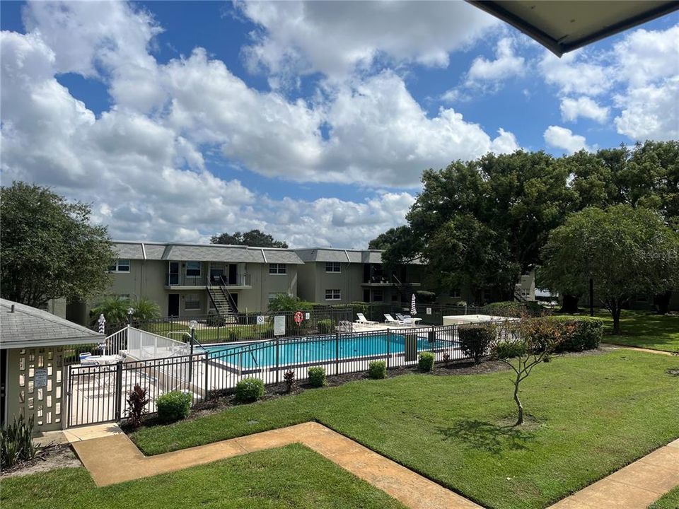 For Rent: $1,550 (2 beds, 1 baths, 920 Square Feet)
