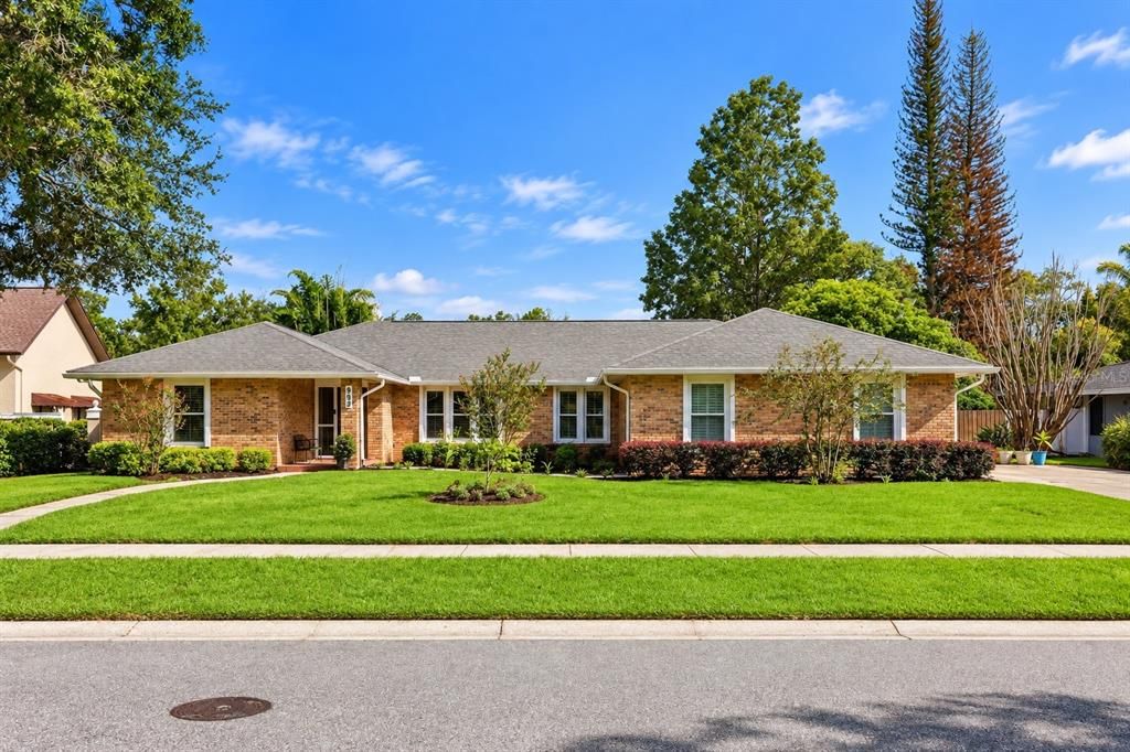 For Sale: $698,000 (4 beds, 2 baths, 2701 Square Feet)