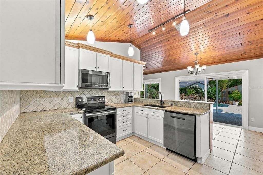 For Sale: $698,000 (4 beds, 2 baths, 2701 Square Feet)