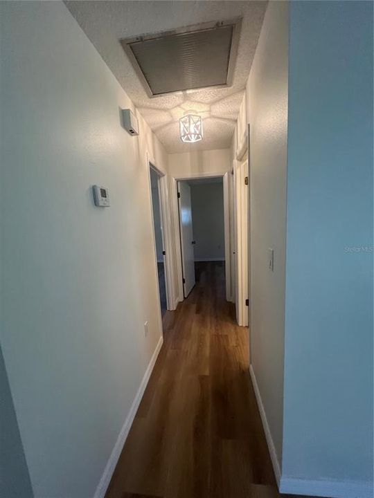 В аренду: $1,400 (2 спален, 2 ванн, 925 Квадратных фут)