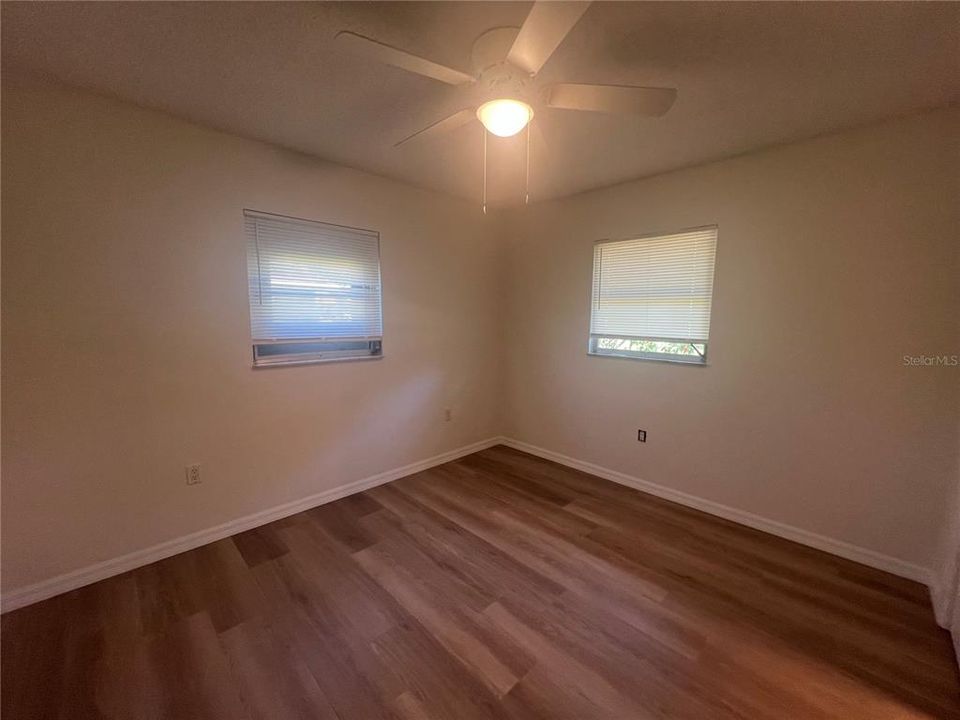 В аренду: $1,400 (2 спален, 2 ванн, 925 Квадратных фут)