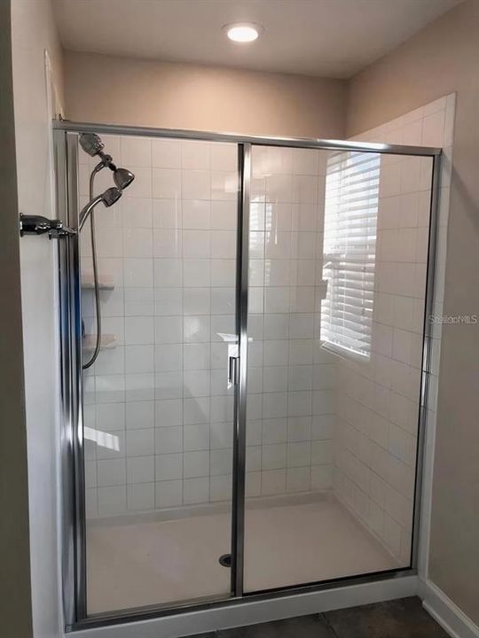 For Rent: $3,050 (4 beds, 3 baths, 2475 Square Feet)