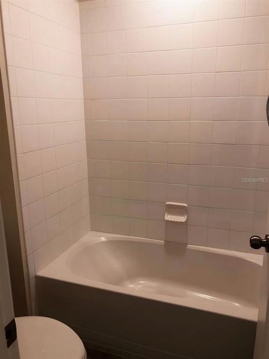 For Rent: $3,050 (4 beds, 3 baths, 2475 Square Feet)