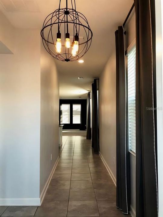 For Rent: $3,050 (4 beds, 3 baths, 2475 Square Feet)