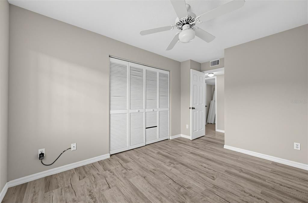 For Sale: $220,000 (2 beds, 2 baths, 1200 Square Feet)