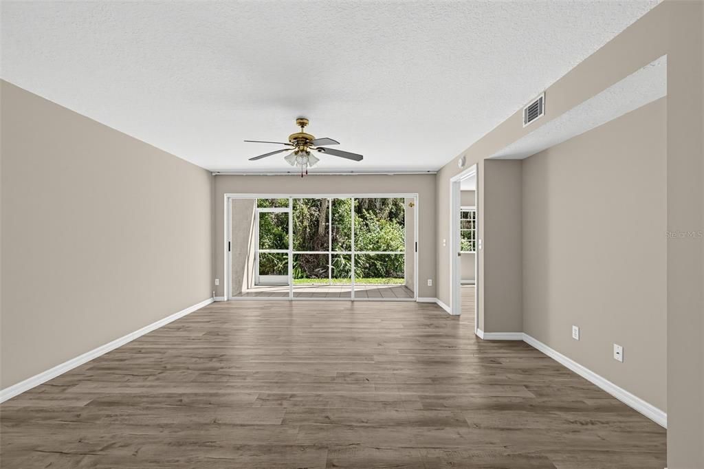 For Sale: $220,000 (2 beds, 2 baths, 1200 Square Feet)