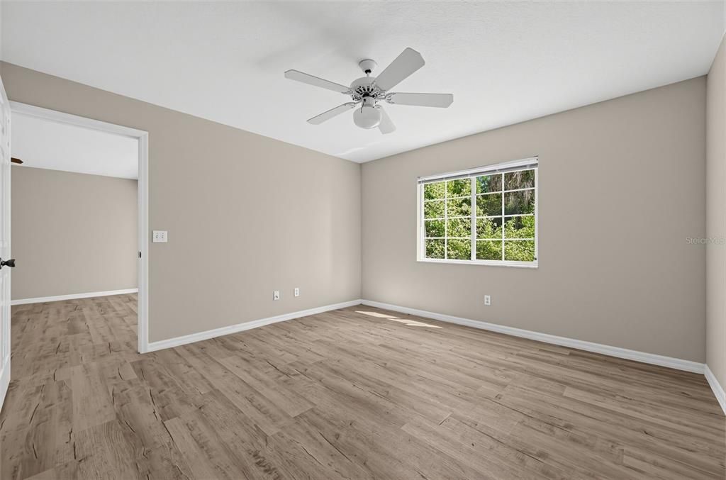 For Sale: $220,000 (2 beds, 2 baths, 1200 Square Feet)