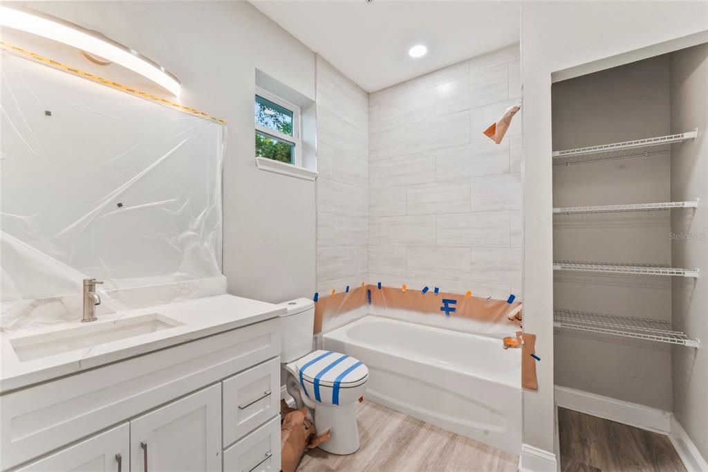 For Sale: $574,900 (3 beds, 3 baths, 2283 Square Feet)