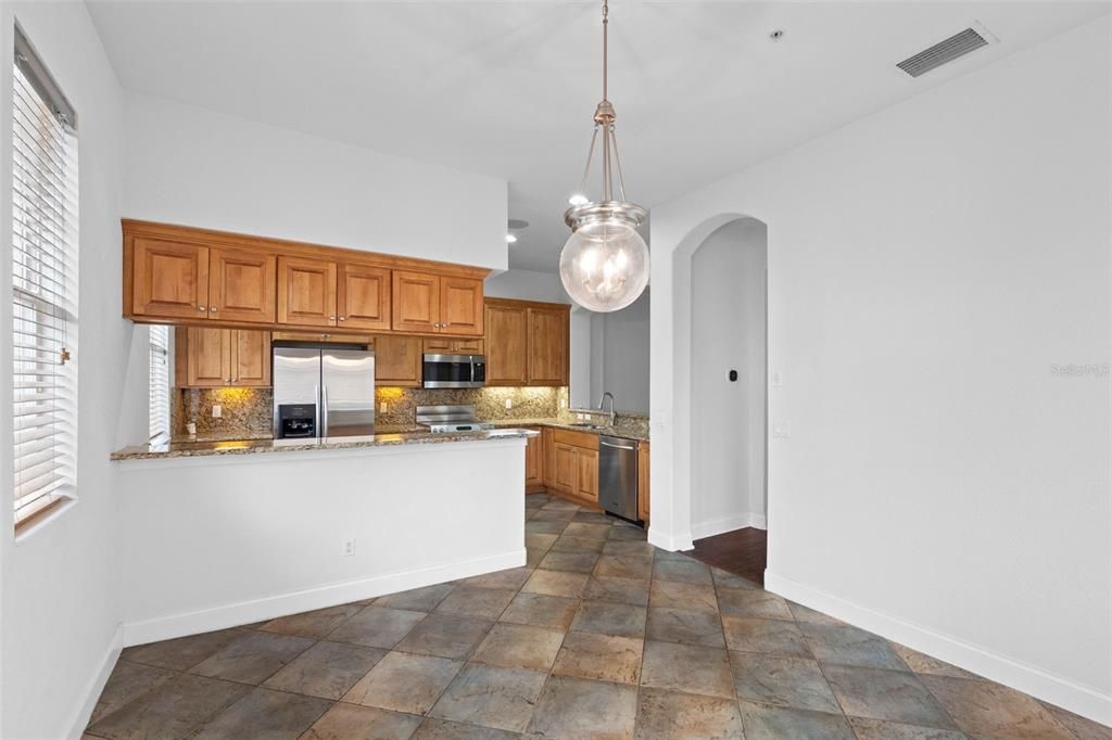 For Sale: $730,000 (3 beds, 3 baths, 2138 Square Feet)