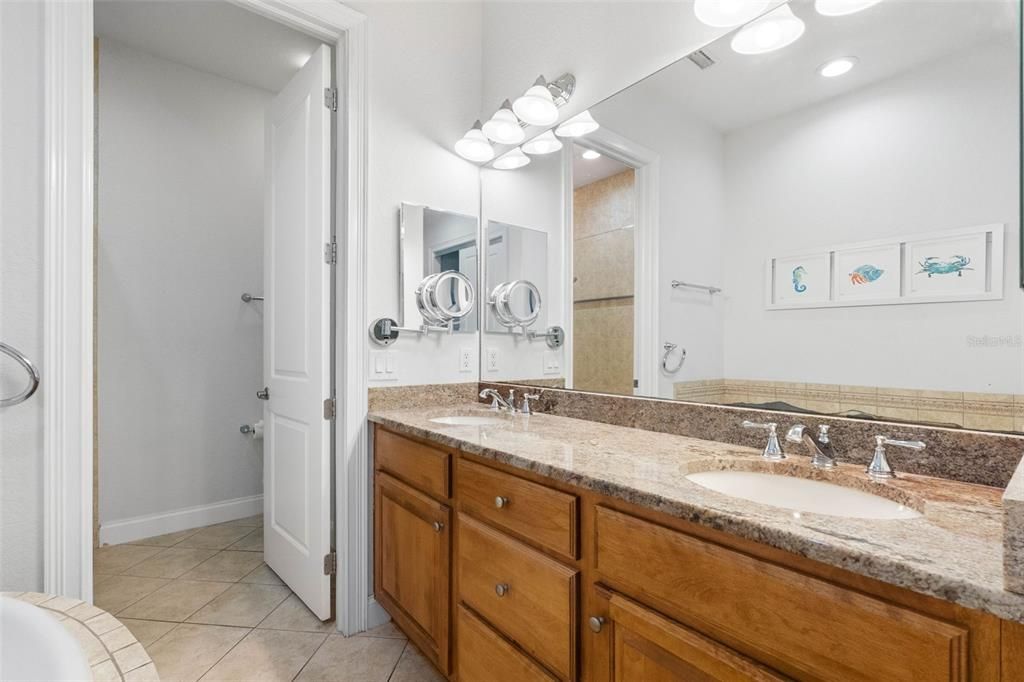 For Sale: $730,000 (3 beds, 3 baths, 2138 Square Feet)