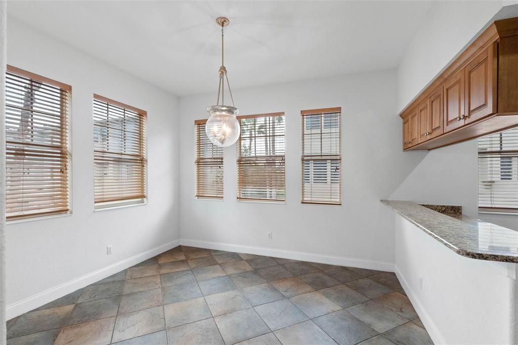 For Sale: $730,000 (3 beds, 3 baths, 2138 Square Feet)
