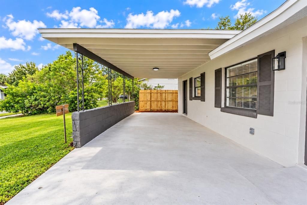 For Sale: $284,990 (4 beds, 1 baths, 1176 Square Feet)