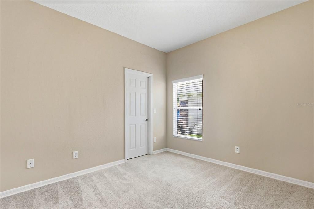 For Sale: $459,900 (4 beds, 3 baths, 2916 Square Feet)