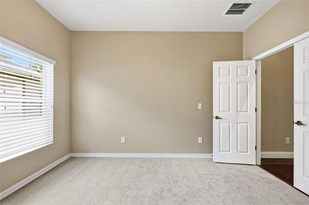 For Sale: $459,900 (4 beds, 3 baths, 2916 Square Feet)
