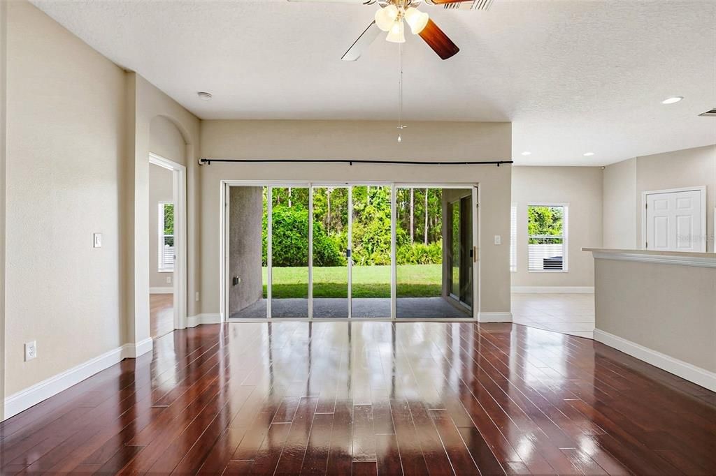 For Sale: $459,900 (4 beds, 3 baths, 2916 Square Feet)