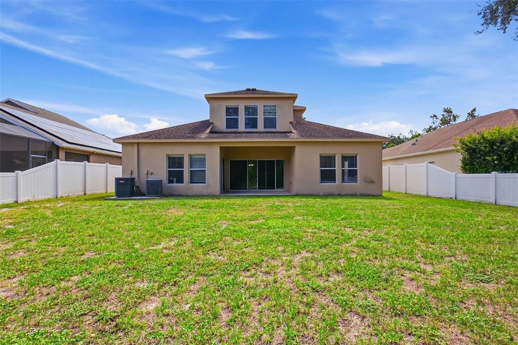 For Sale: $459,900 (4 beds, 3 baths, 2916 Square Feet)