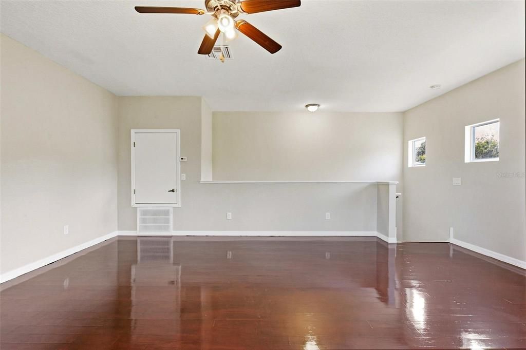 For Sale: $459,900 (4 beds, 3 baths, 2916 Square Feet)