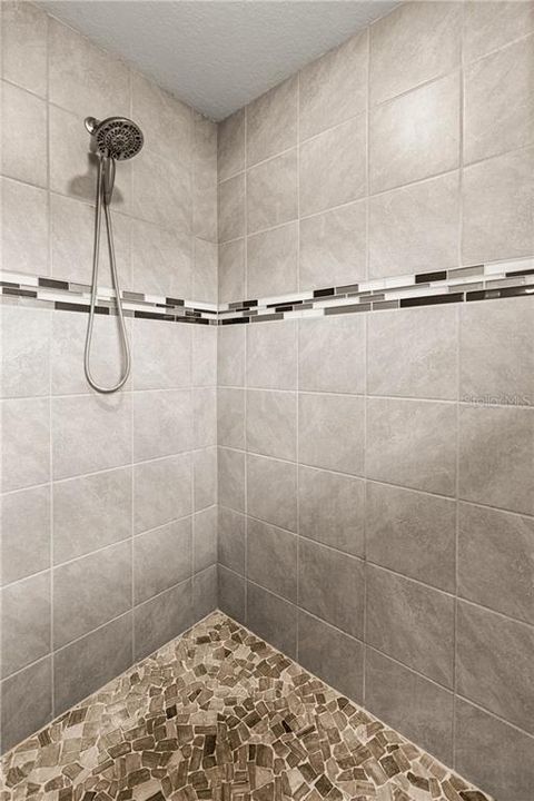 En Venta: $429,900 (3 camas, 2 baños, 1756 Pies cuadrados)