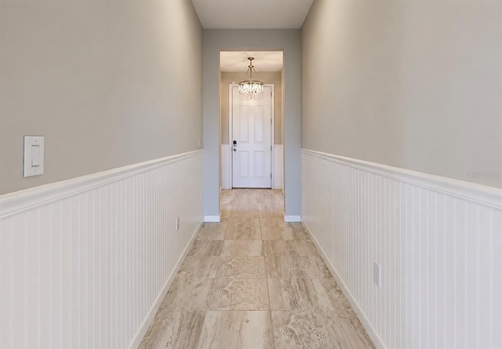 For Sale: $359,900 (3 beds, 2 baths, 1644 Square Feet)
