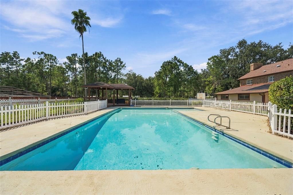 For Sale: $999,500 (5 beds, 4 baths, 4454 Square Feet)
