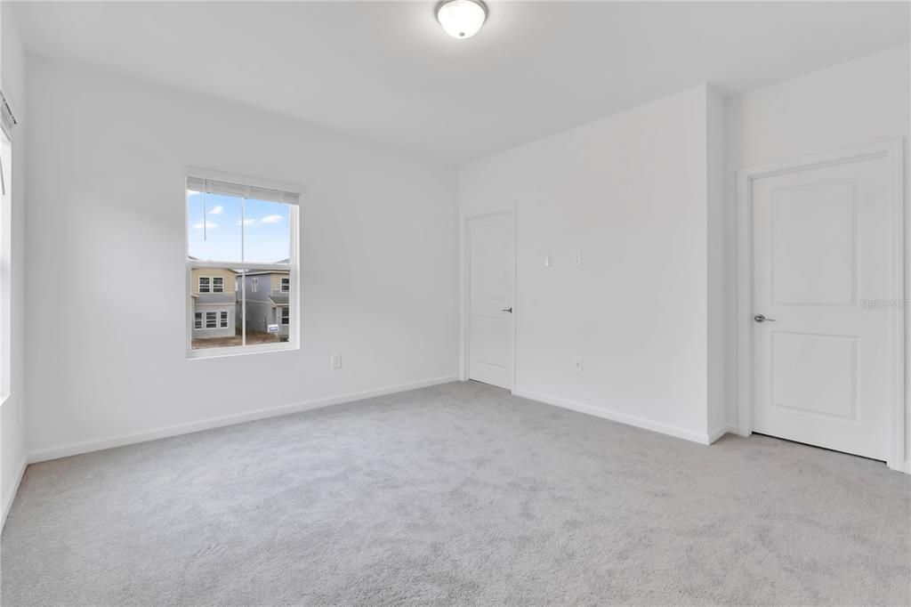 En Renta: $2,400 (3 camas, 2 baños, 1755 Pies cuadrados)