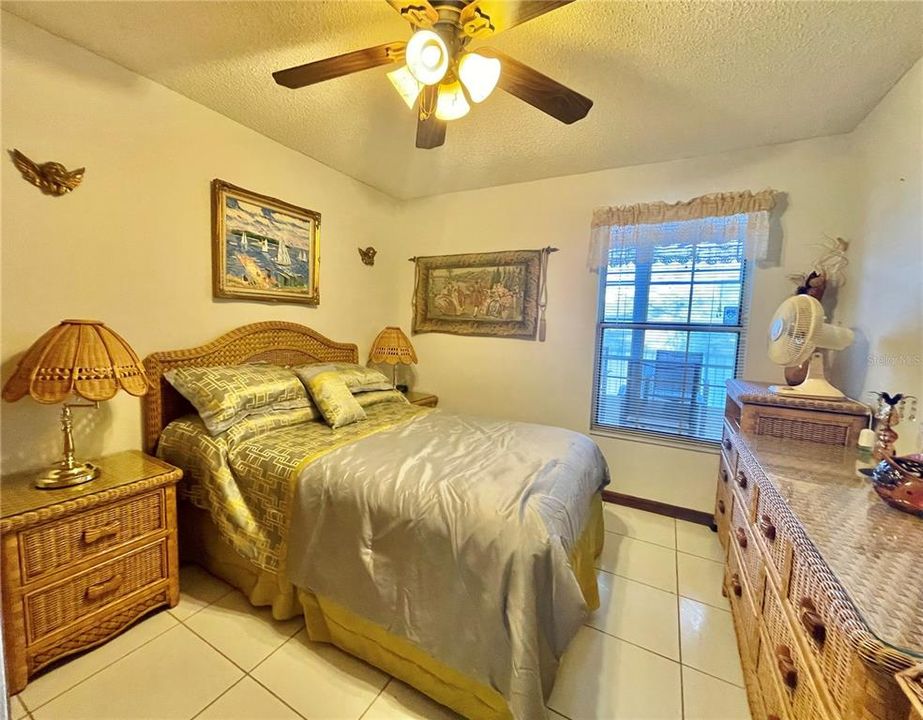 For Rent: $2,100 (2 beds, 2 baths, 1192 Square Feet)