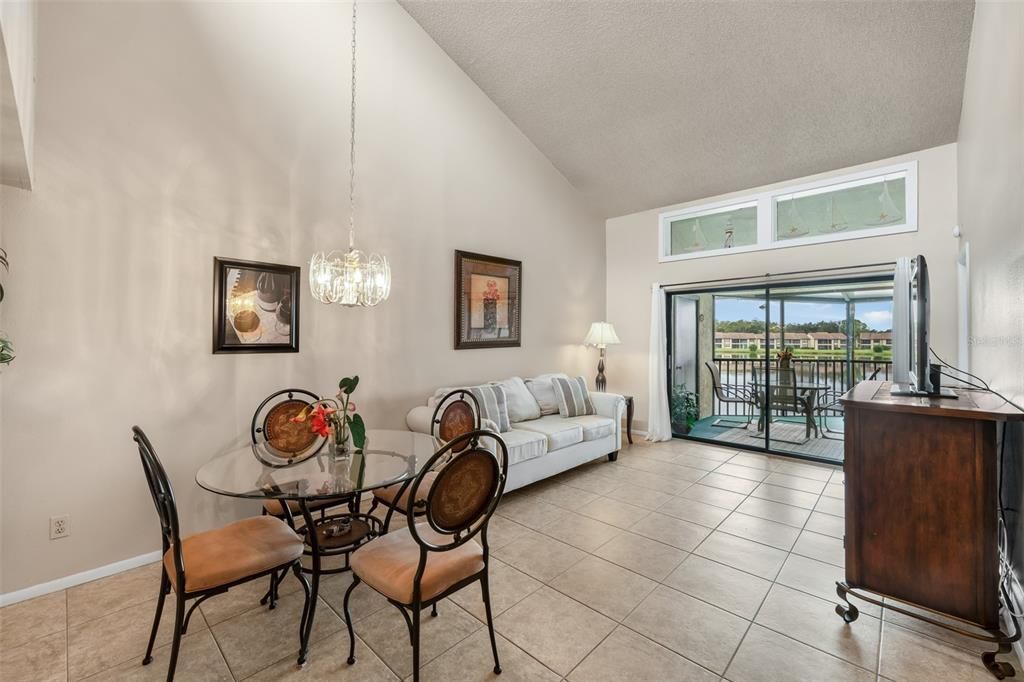 For Sale: $177,000 (2 beds, 2 baths, 888 Square Feet)