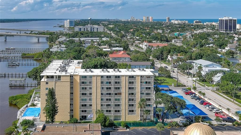 На продажу: $160,000 (1 спален, 1 ванн, 735 Квадратных фут)