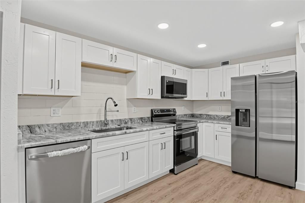 For Sale: $196,990 (3 beds, 2 baths, 1500 Square Feet)