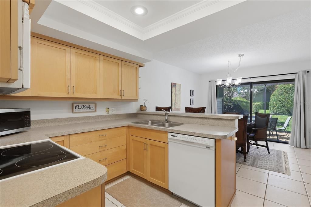 En Venta: $325,000 (3 camas, 2 baños, 1772 Pies cuadrados)