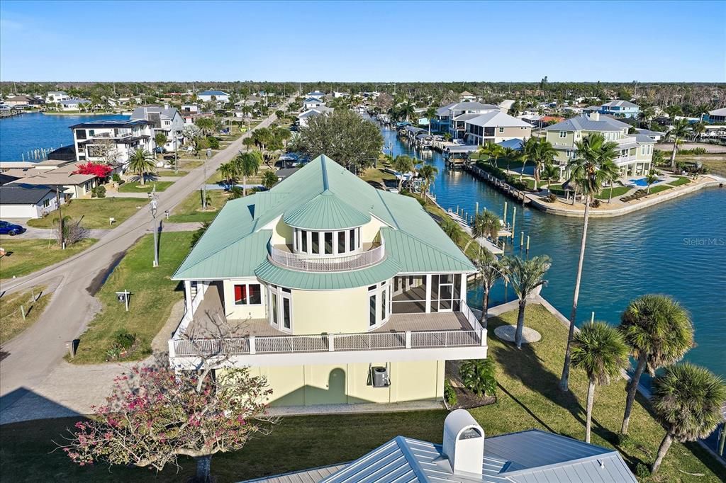 For Sale: $2,649,000 (5 beds, 4 baths, 4937 Square Feet)