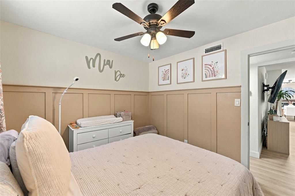 For Sale: $425,000 (3 beds, 2 baths, 1326 Square Feet)