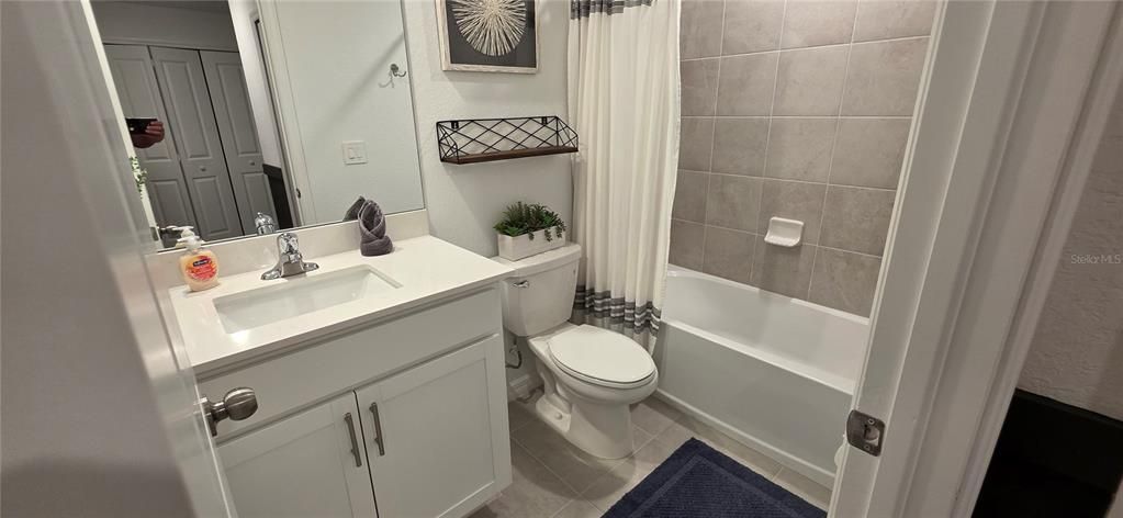 For Rent: $3,000 (3 beds, 2 baths, 1414 Square Feet)