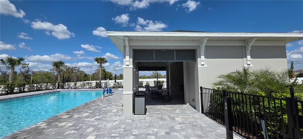 For Rent: $3,000 (3 beds, 2 baths, 1414 Square Feet)