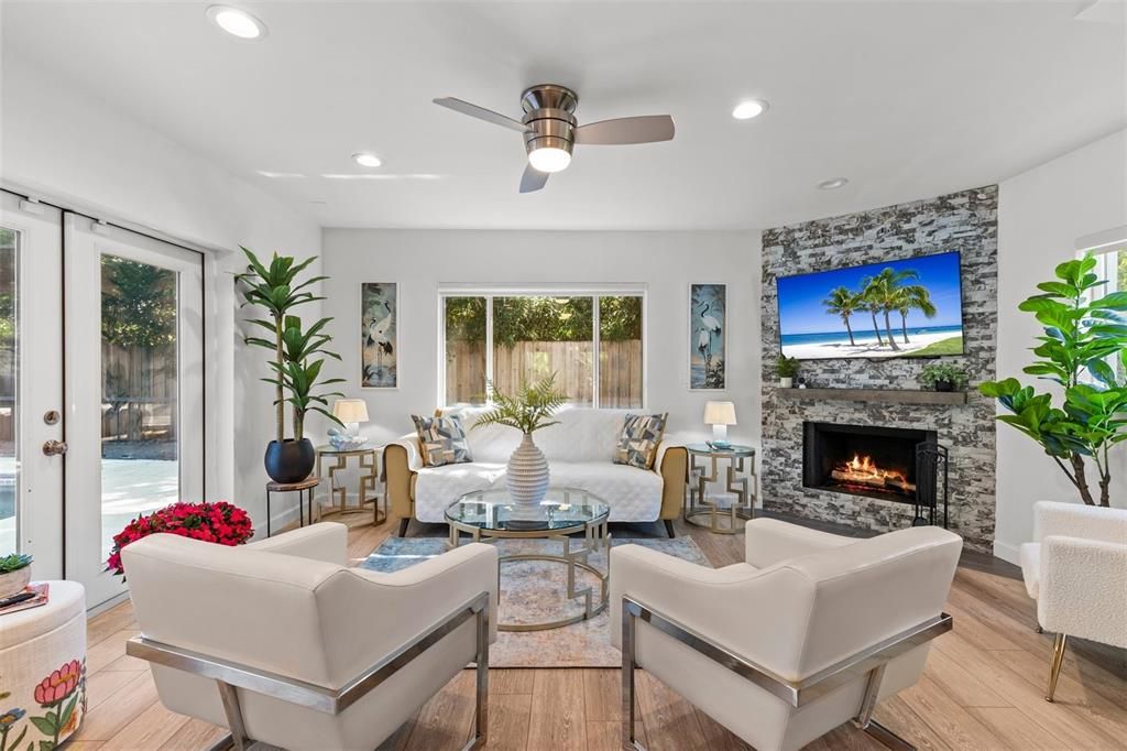 For Rent: $5,000 (4 beds, 3 baths, 1944 Square Feet)