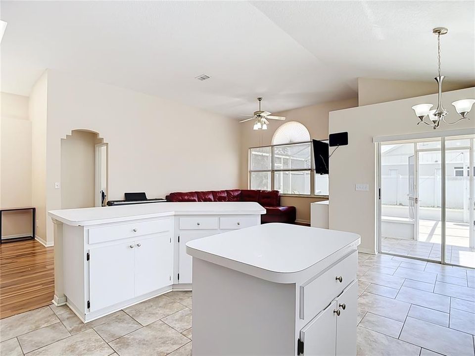 En Venta: $339,000 (3 camas, 2 baños, 1488 Pies cuadrados)
