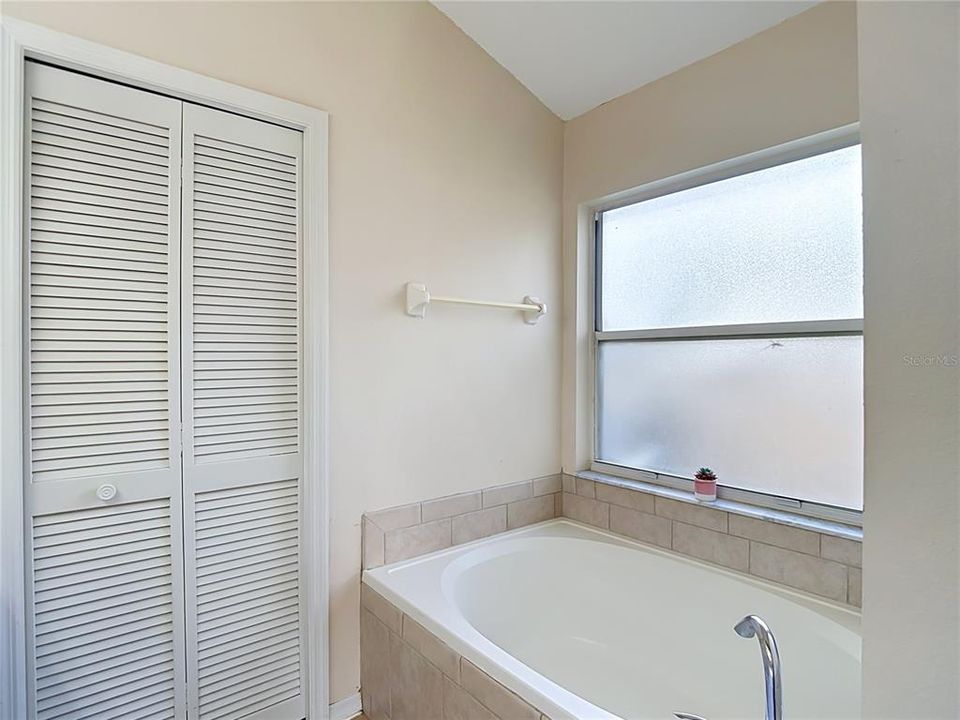 En Venta: $339,000 (3 camas, 2 baños, 1488 Pies cuadrados)