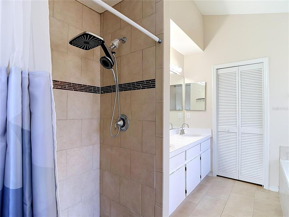 En Venta: $339,000 (3 camas, 2 baños, 1488 Pies cuadrados)