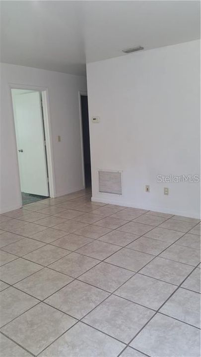 En Renta: $1,100 (2 camas, 1 baños, 742 Pies cuadrados)