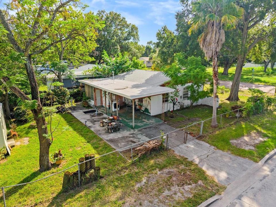 For Sale: $169,900 (2 beds, 1 baths, 650 Square Feet)