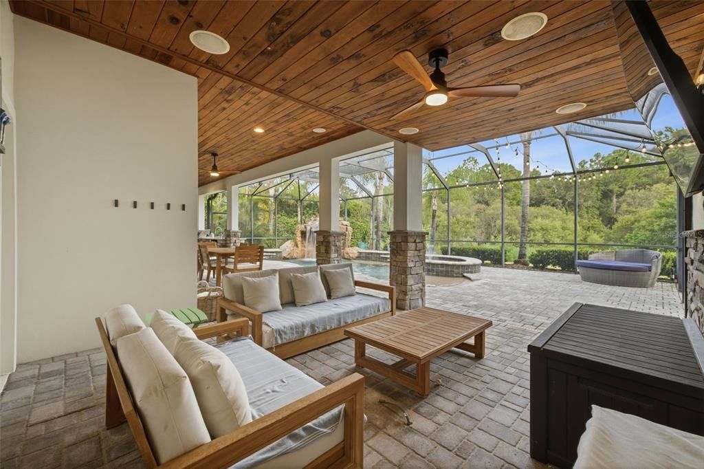 For Sale: $1,375,000 (4 beds, 3 baths, 3666 Square Feet)