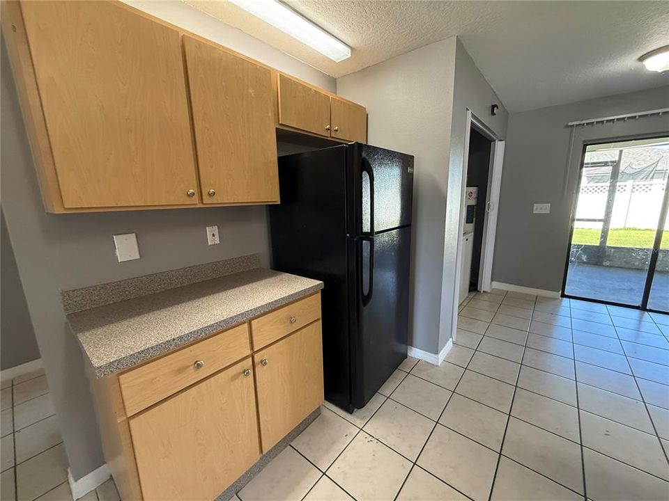 For Rent: $1,800 (3 beds, 2 baths, 1202 Square Feet)