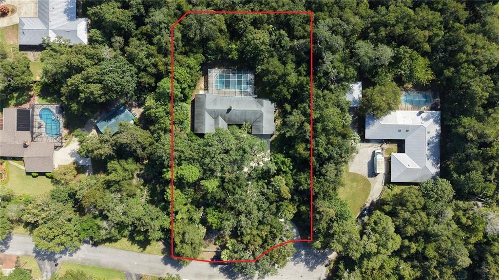 For Sale: $549,900 (4 beds, 2 baths, 2320 Square Feet)
