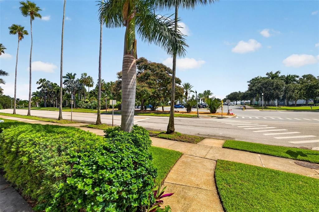En Venta: $579,900 (2 camas, 2 baños, 1360 Pies cuadrados)
