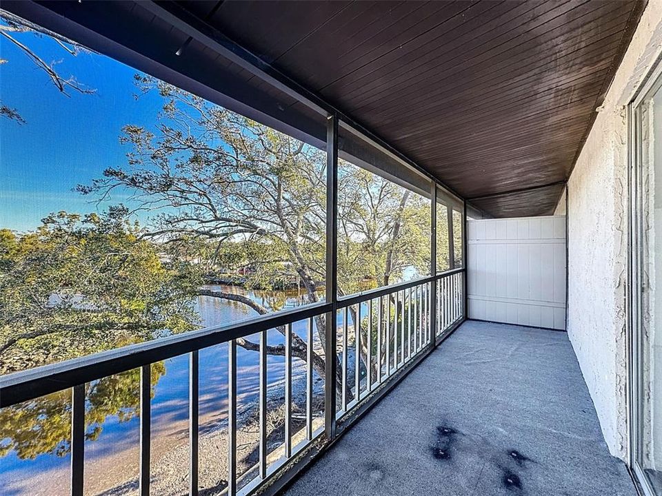 For Sale: $139,900 (2 beds, 1 baths, 1520 Square Feet)