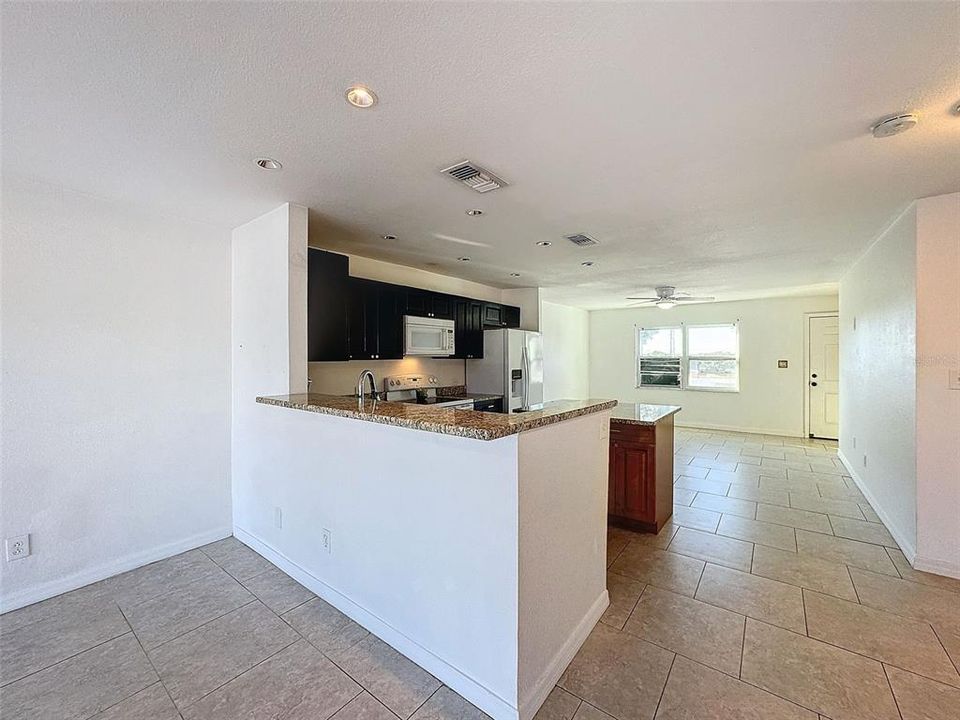 For Sale: $139,900 (2 beds, 1 baths, 1520 Square Feet)