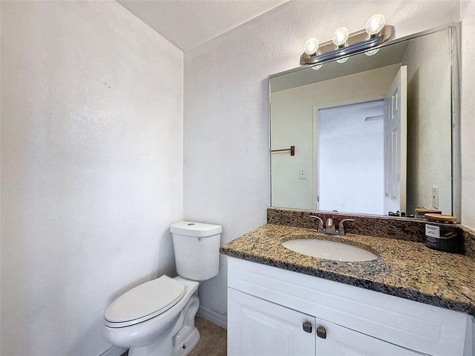 For Sale: $139,900 (2 beds, 1 baths, 1520 Square Feet)