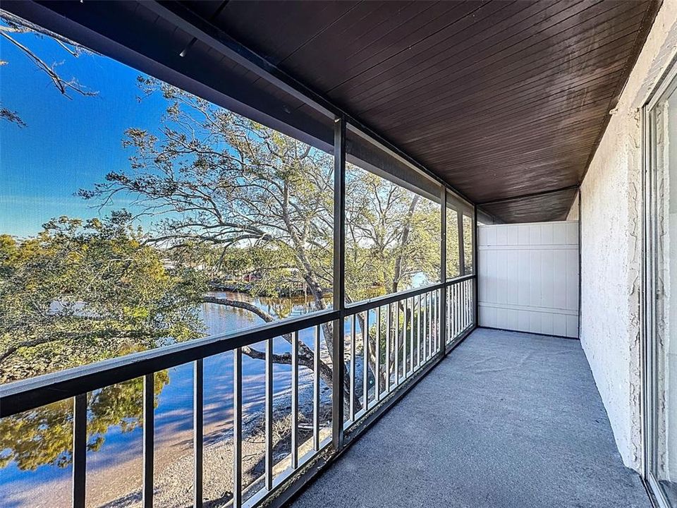 For Sale: $139,900 (2 beds, 1 baths, 1520 Square Feet)