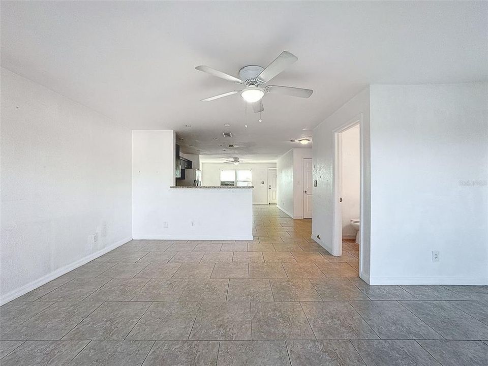 For Sale: $139,900 (2 beds, 1 baths, 1520 Square Feet)