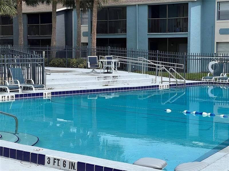 For Rent: $1,450 (2 beds, 1 baths, 850 Square Feet)